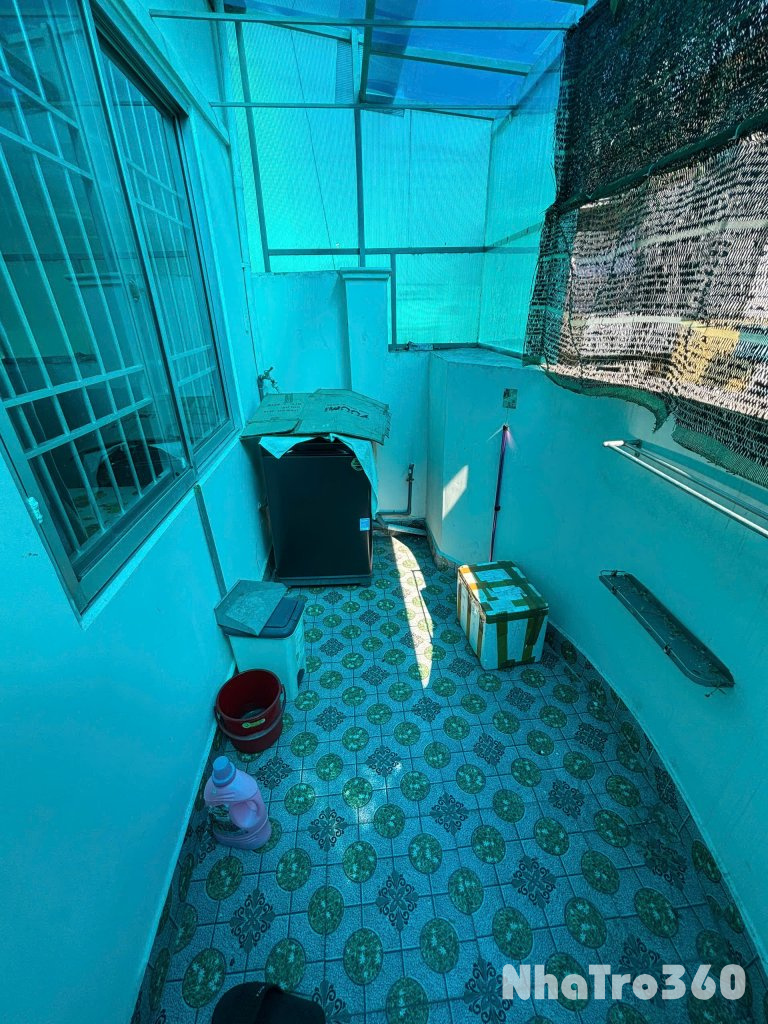 Cho thuê căn hộ Studio Ban công mát Q1 gần cầu Ông Lãnh, cầu Calmette, Phố Bùi Viện, chợ Bến Thành