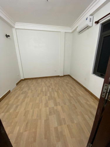 Cho thuê nhà ngõ 80 Ngô Thì Nhậm 20m² x 4 tầng 8 triệu