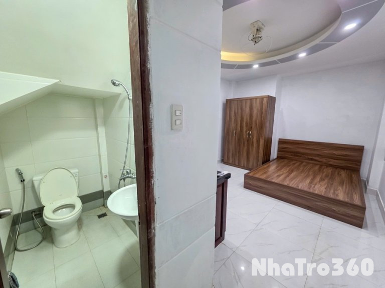 Căn Hộ Full Nội Thất Rộng 30m2 Gần Chợ Bà Chiểu