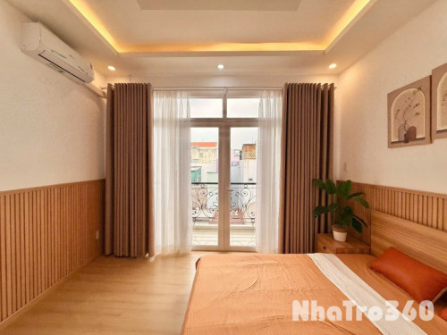 Cho thuê căn hộ 1PN Ban công thoáng Q4 gần chợ 200, ĐH Luật, ĐH Nguyễn Tất Thành