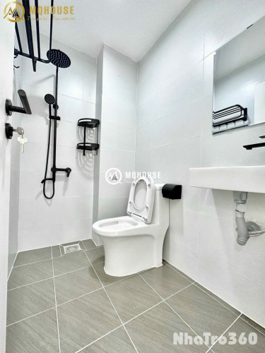 Sẵn Căn Hộ Full Nội Thất Ban Công Thoáng Rộng 40m2