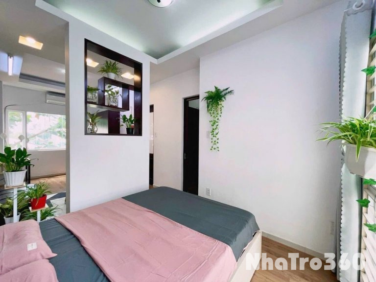 Cho thuê căn hộ 1PN quận 1, cửa sổ full nội thất