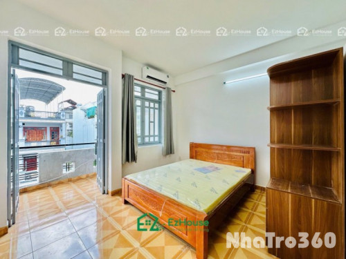 Full nội thất, ban công, cửa sổ, giá rẻ