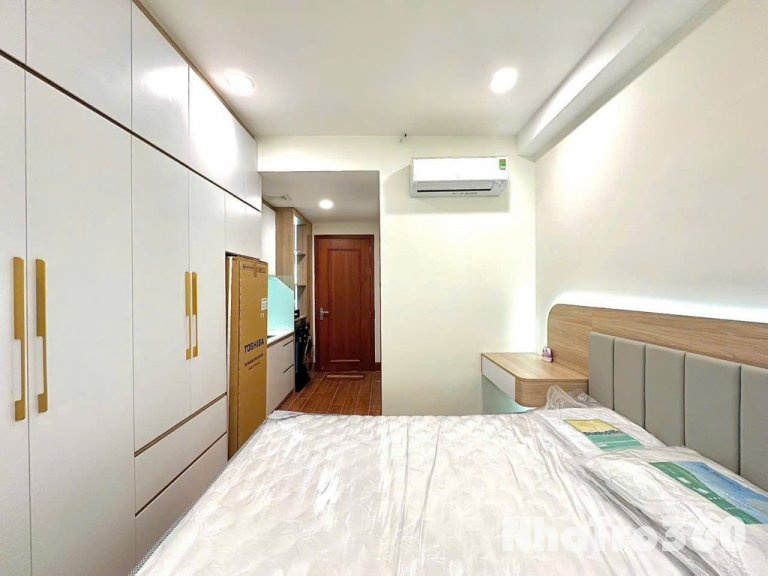 Căn hộ mới xây, Full nội thất gần Bùi Viện Quận 1