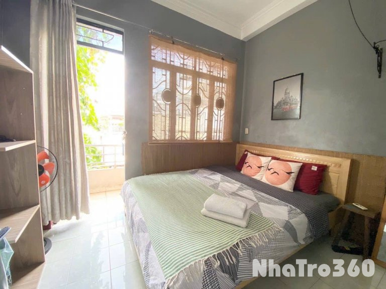 Cho thuê Studio ban công giá hạt dẻ, gần Đh Sư Phạm, Đh Sài Gòn, Đh KHTN, Nowzone, chợ Thái Bình, Đh Sân khấu Điện Ảnh