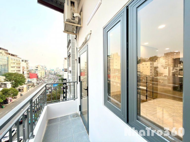 Cho thuê studio ban công lớn quận 1 full nội thất