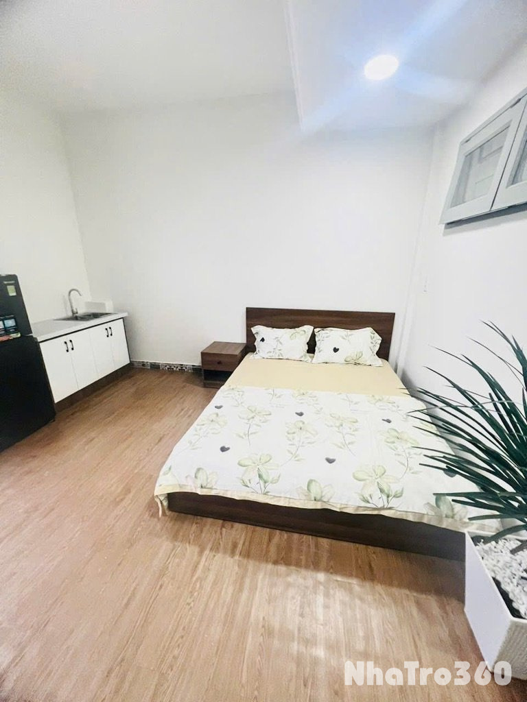 CĂN HỘ FULL NỘI THẤT CỬA SỔ TÂN BÌNH GẦN QUẬN 10