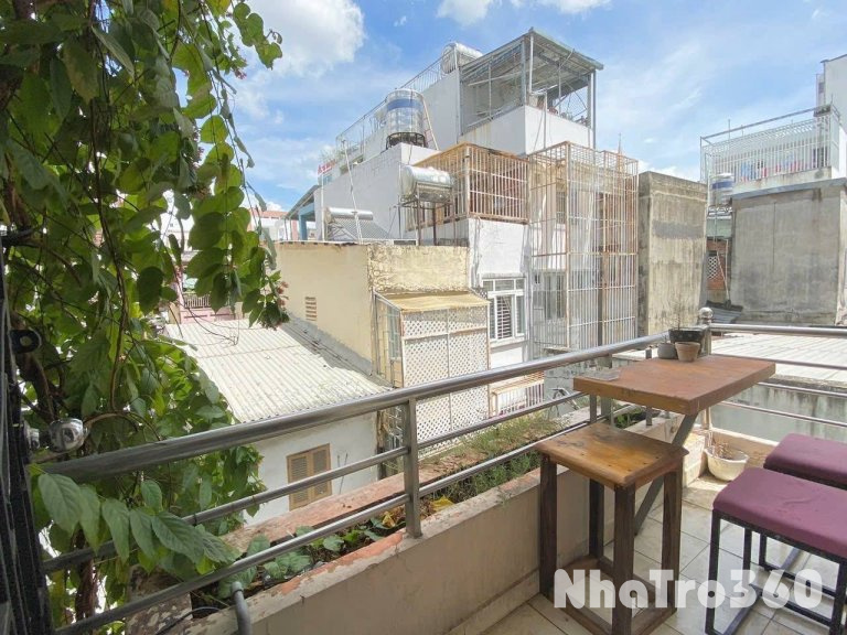 Cho thuê Studio ban công giá hạt dẻ, gần Đh Sư Phạm, Đh Sài Gòn, Đh KHTN, Nowzone, chợ Thái Bình, Đh Sân khấu Điện Ảnh