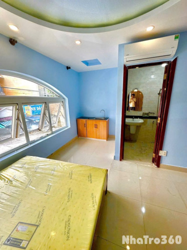 Cho thuê căn hộ Q4, Đường Xóm Chiếu, gần ĐH Nguyễn Tất Thành, Cầu Tân Thuận, Chợ Xóm Chiếu