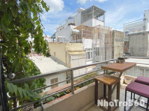 Cho thuê Studio ban công giá hạt dẻ, gần Đh Sư Phạm, Đh Sài Gòn, Đh KHTN, Nowzone, chợ Thái Bình, Đh Sân khấu Điện Ảnh