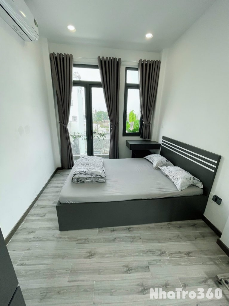 Cho thuê Studio ban công Q4, gần Đh Luật, Đh Nguyễn Tất Thành, cầu Tân Thuận, cầu Kênh Tẻ,…