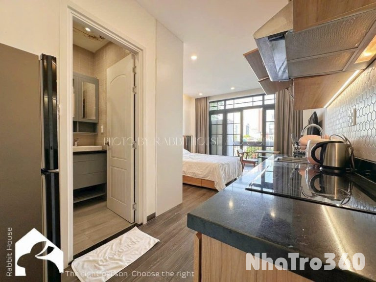 CHO THUÊ PHÒNG STUDIO BAN CÔNG GẦN NHÀ GA T3, QTB