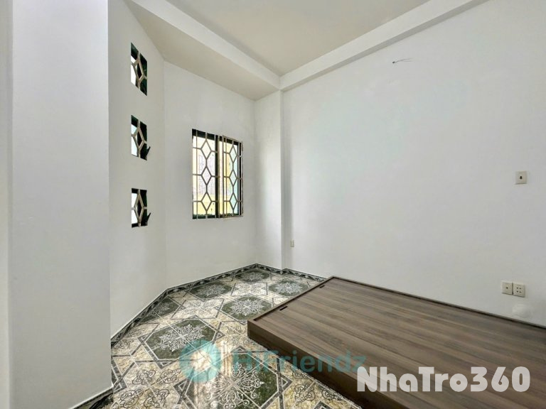 PHÒNG STUDIO BAN CÔNG TÁCH BẾP MỚI TINH SIÊU RẺ