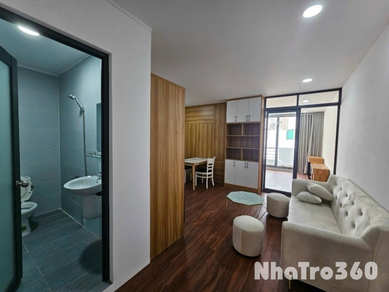 Căn 1PN ban công siêu thoáng - Phạm Văn Hai