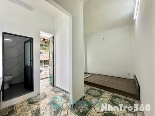 PHÒNG STUDIO BAN CÔNG TÁCH BẾP MỚI TINH SIÊU RẺ