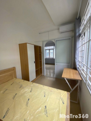 Cho thuê căn hộ 1PN Ban công Q4 gần cầu Kênh Tẻ, cầu Ông Lãnh, cầu Calmette