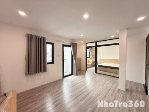 Cho thuê căn hộ 1PN quận 1 ban công, full nội thất