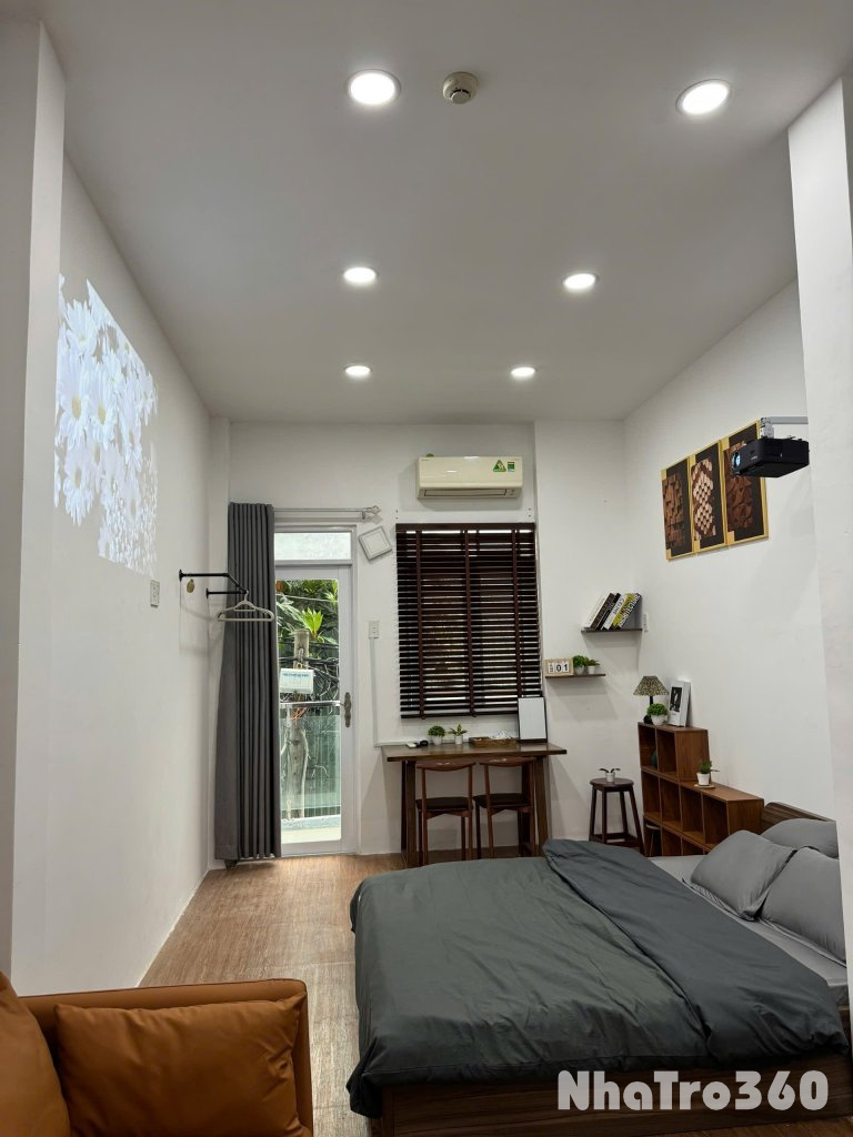 Cho thuê căn hộ ban công, Q8, Đường Âu Dương Lân, gần Cầu Nguyễn Văn Cừ, Cầu Chữ Y, ĐH Sài Gòn