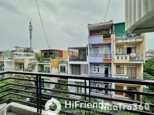 Full nội thất, ban công, thang máy, giá rẻ