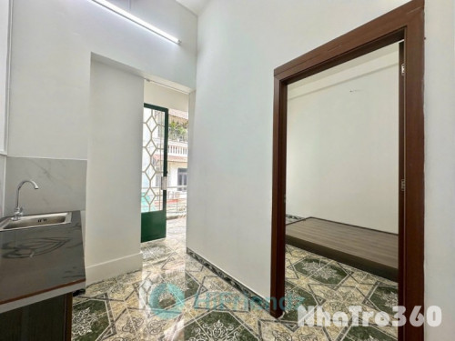 PHÒNG STUDIO BAN CÔNG TÁCH BẾP MỚI TINH SIÊU RẺ