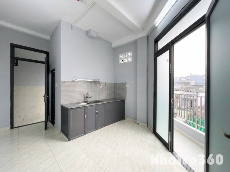 Cho thuê 2PN ban công gần ĐH Văn Hiến - Khu K300