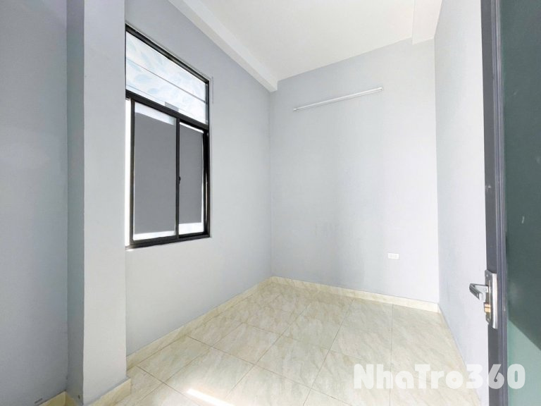 Cho thuê 2PN ban công gần ĐH Văn Hiến - Khu K300