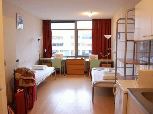 Có nên ở trọ một mình không? Những kinh nghiệm ở trọ một mình mà bạn cần biết?